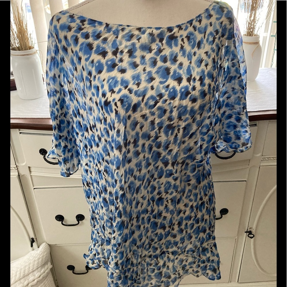 Inc blue Animal Print Silk Top Sz 14W Pretty